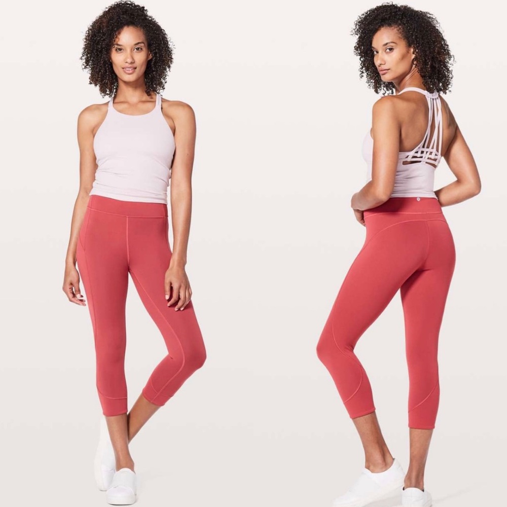 Lululemon In Movement Crop *Everlux 19"
Vintage Rose Size 2 - Picture 1 of 8